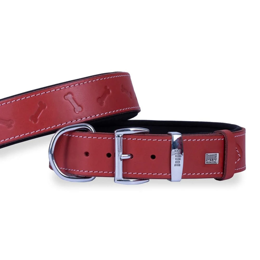 Doggie Konforlu Gerçek Deriden El Yapımı Kemik Desenli Kirmizi Köpek Boyun Tasması 3,5x47-55cm